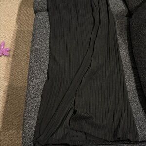 Black Ribbed Maxi Skirt